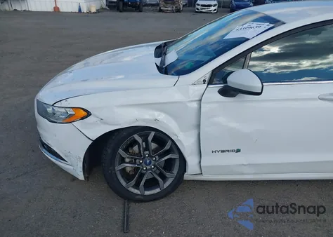 2018 Ford Fusion Hybrid Se из США, поврежденный, VIN 3FA6P0LU0JR116861
